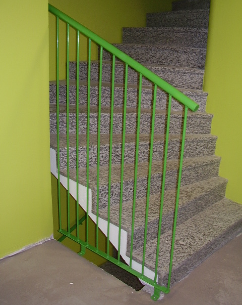 metallinen porraskaide