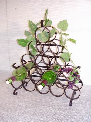 Metallinen viiniteline